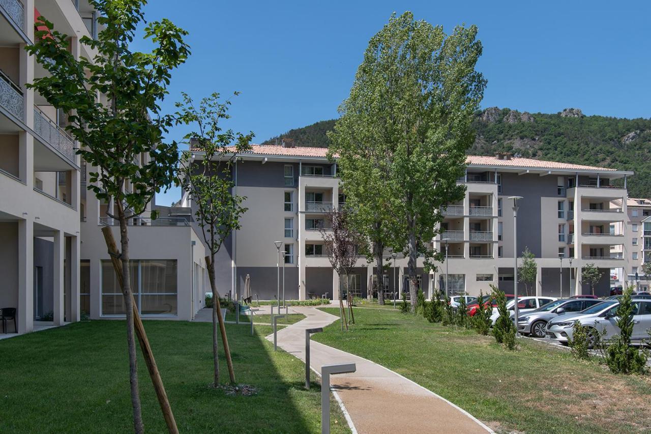 Residence Services Seniors Domitys Les Eaux Vives Digne-les-Bains Eksteriør bilde